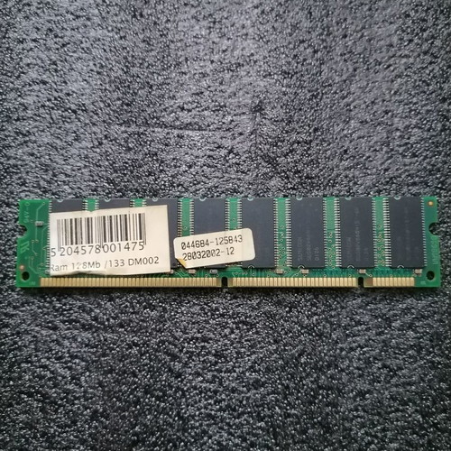 Semicon SDS82V6684157-6K 0126 SDRAM 128MB PC-133 CL3 used