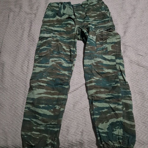 Army pants Medium used in good condition