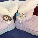Frozen District pink snow boots size 27