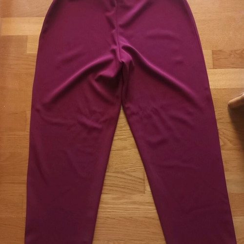Asos cropped pants made of crepe fabric like new, red, XS