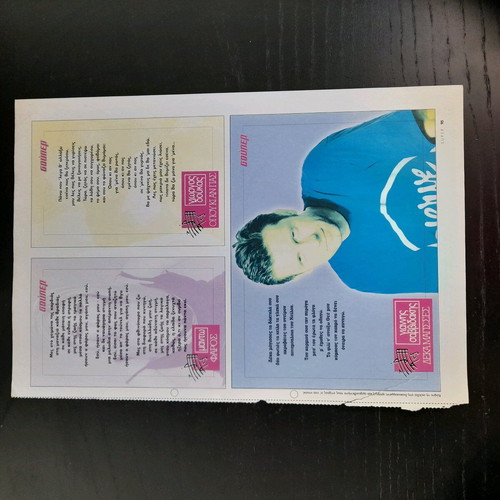 Super magazine scrap with 20 lyrics in good condition