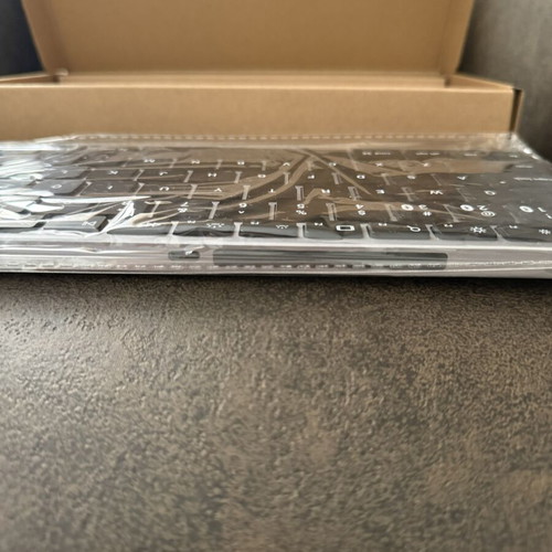 Satechi Slim X1 Bluetooth wireless keyboard