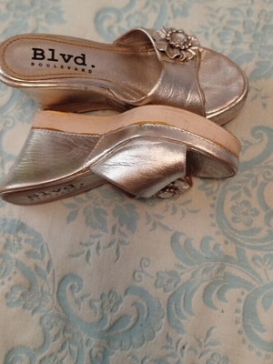 Silver platform sandals like new, size 37