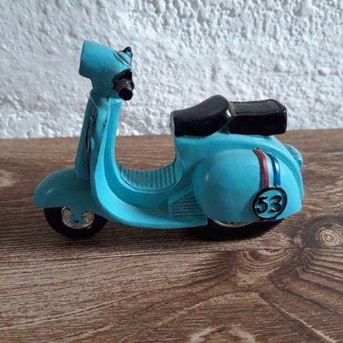 Vintage Vespa miniature like new