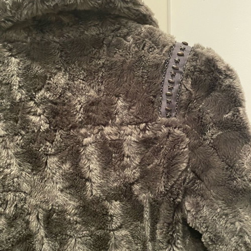 Faux fur gray small like new with design on sleeve and shoulders