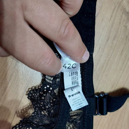 Prénatal Black Lace Nursing Bra Size 42C New