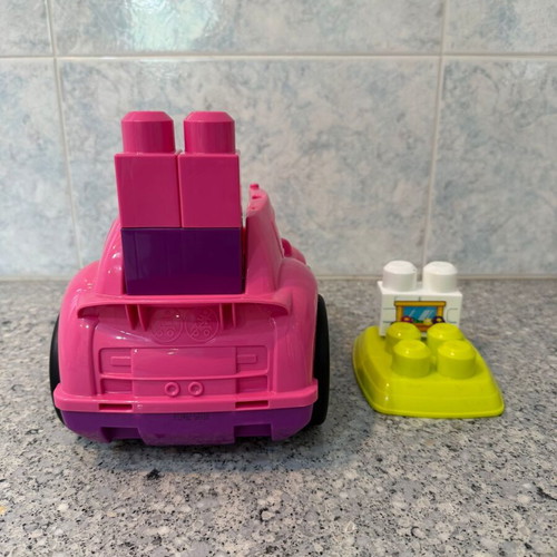 Mega Bloks First Builders Catie Convertible Car like new with blocks