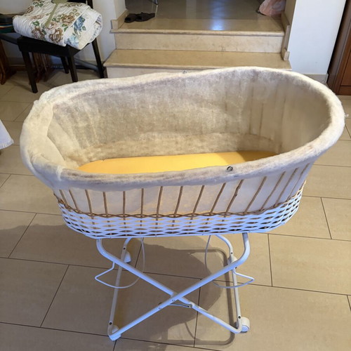 Baby Bassinet with Metal Base and Wheels like new