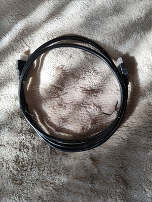 Hdmi cable like new