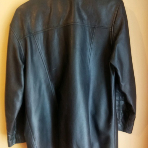 Leather women's jacket black like new, size M