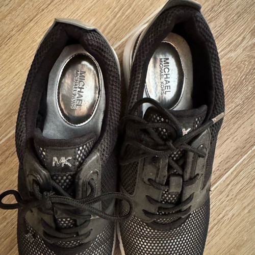 Michael Kors athletic shoes like new, size 40.5, black and silver