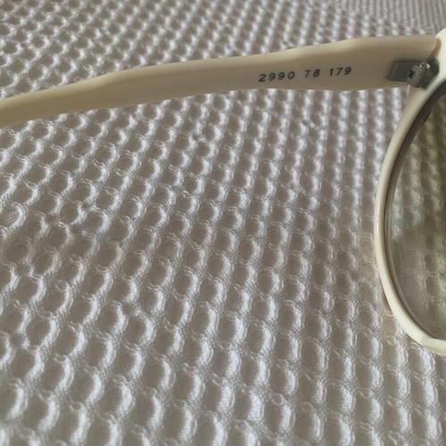 Vintage Daniel Hechter Paris sunglasses like new, cream color