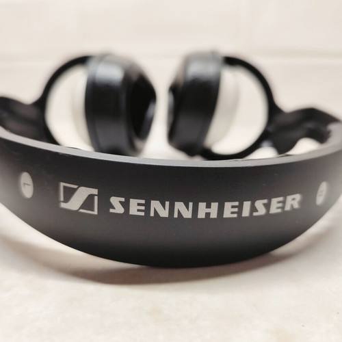 Sennheiser HD 200 headphones used, early version Made In Ireland for parts