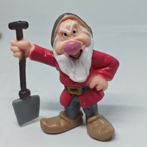 Grumpy Authentic Disney Figure like new