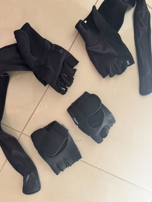 Gloves for weight training like new