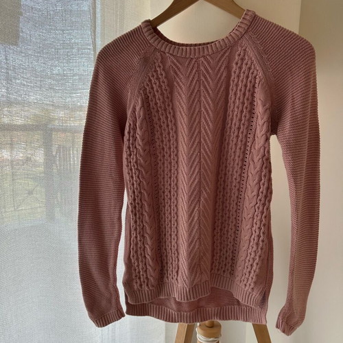 Strativarius pink knitted sweater like new, size S