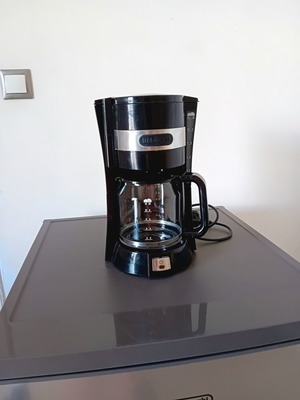 Καφετιέρα φίλτρου Delonghi IKM 15210.1 σαν καινούργιο, χωρητικότητα 15 φλιτζανιών