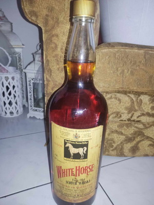 White Horse whisky sealed 4.5 liters, about 45 years old