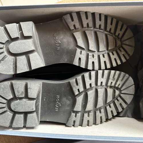 Hogan women's moccasins like new, black, size 39