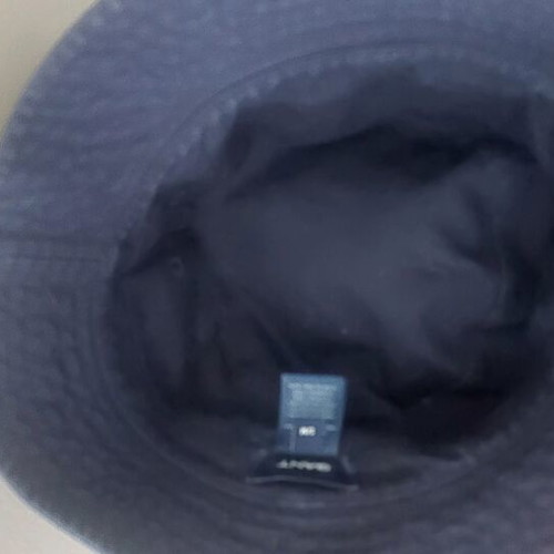 Gant bucket hat navy blue like new, cotton breathable