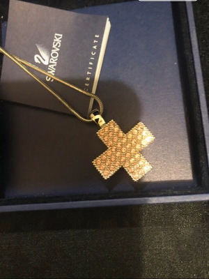 Swarovski pink cross necklace like new with crystals