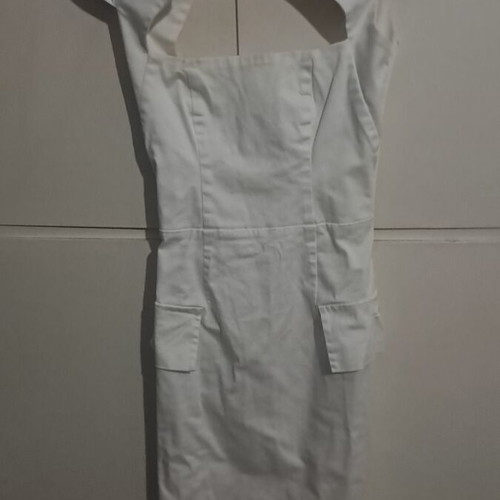 White tight dress Lipsy London used, fake pockets, open back