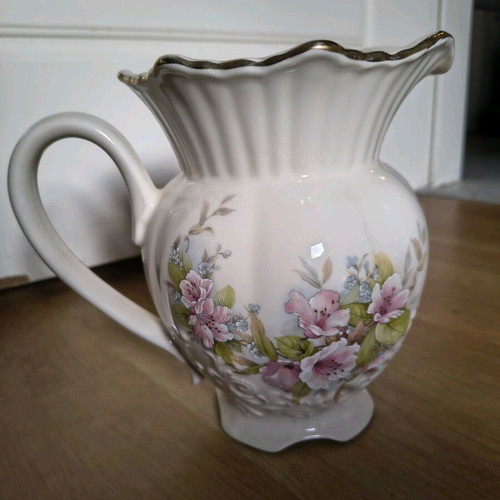 Vintage English Wash Basin and Pitcher Set by Mayfair Pottery used