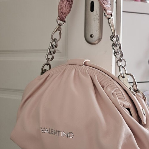 Valentino crossbody bag like new, pink, faux leather