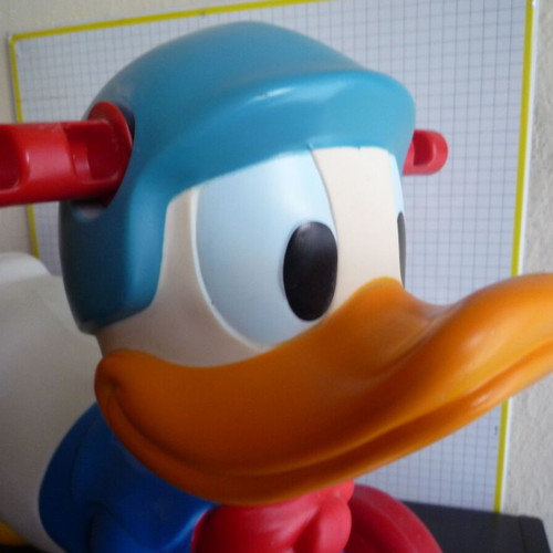 Donald Duck children's ride-on bike from the '70s-'80s new