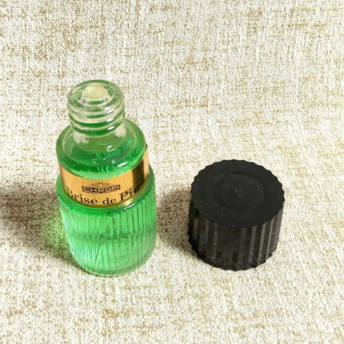 Colognes and aftershave new, pack of 4 Aqua Velva, Brise de Pin, Citron, Costa Brava Rebel