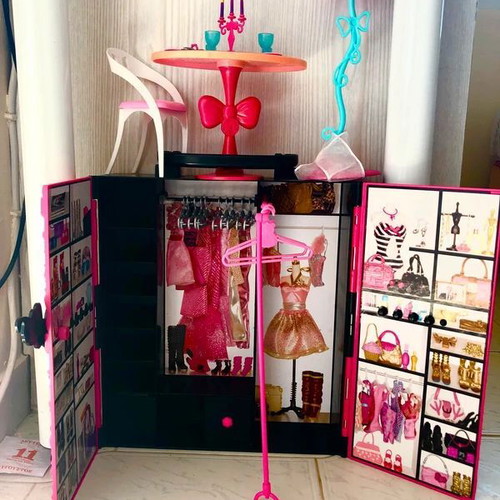 Barbie Wardrobe 2011/2012 like new with lamp