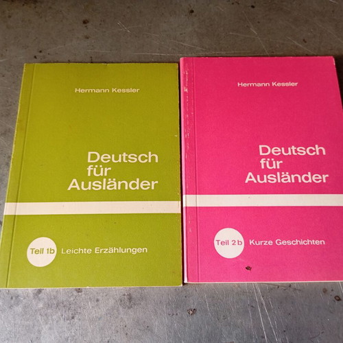 Deutsch für Ausländer language learning books, set of 2