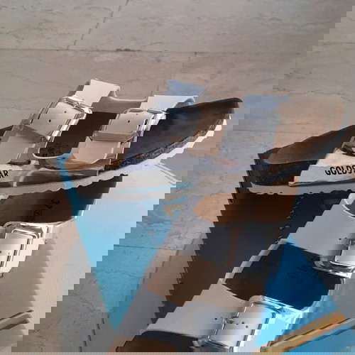 Νέα γυναικεία πέδιλα Nak λευκά με ρυθμιζόμενο λουράκι, μέγεθος 37