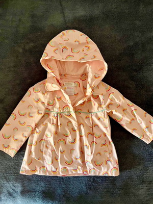 Orchestra waterproof jacket 2 years like new, pink