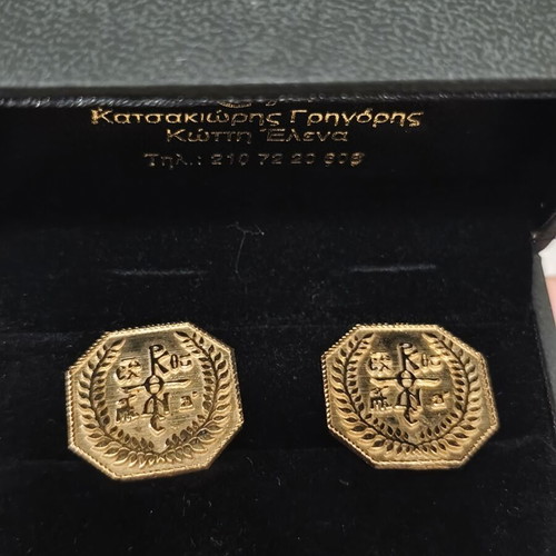 Octagonal Cufflinks with Konstantinato Like New, Gold Tone