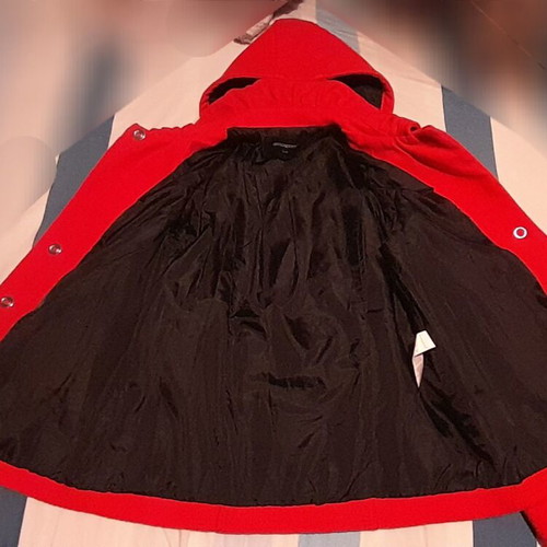 Montgomery coat with hood like new, red, size M