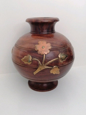 Ξύλινο βάζο σαν καινούργιο με χάλκινα λουλούδια χειροποίητο