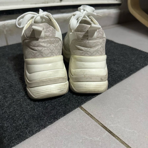 Renato Garini sneakers size 37 like new, white with beige details