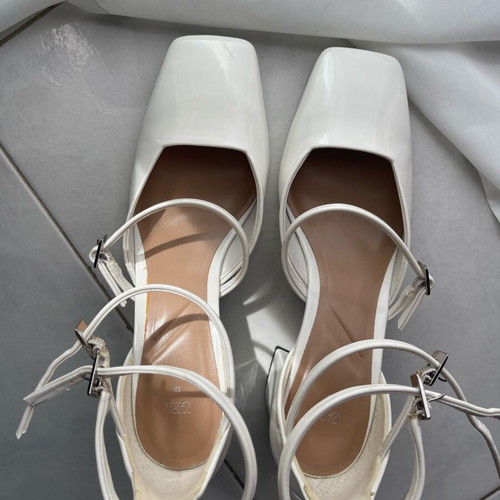 Zara Mary Jane’s ballerinas size 39 like new, white