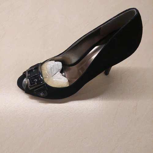 Guess pumps size 39 new black with 10 cm heel