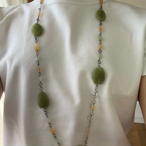 Crystals necklace new, green
