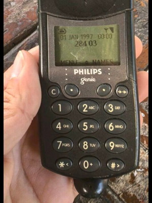 Philips Genie μεταχειρισμένο μαύρο κινητό τηλέφωνο 16GB
