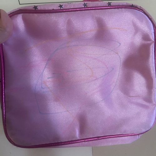 Bratz Y2K pink insulated lunch box used, kids food bag