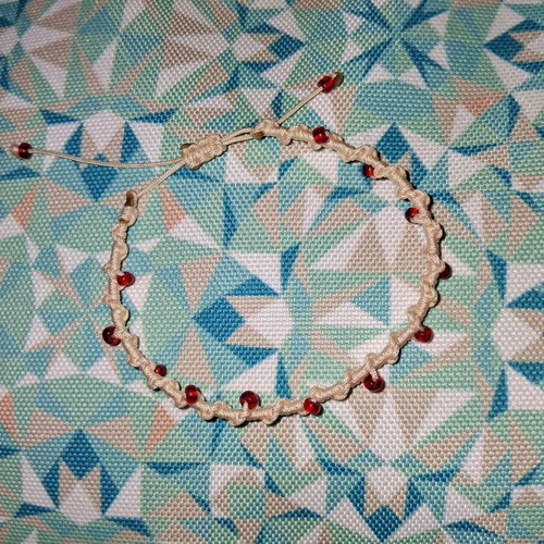 Macrame bracelet with decorative beads