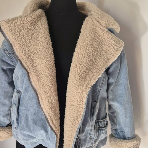 Denim jacket with fur used, blue, size M