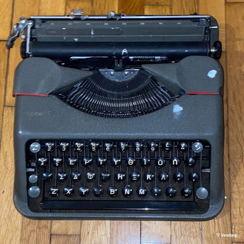 Hermes Baby Rocket portable typewriter used, Greek keyboard, vintage