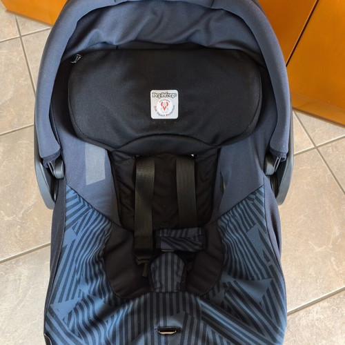 Peg Perego Primo Viaggio SL baby car seat