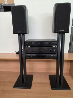 Hi-Fi σύστημα ήχου μεταχειρισμένο με Rotel, Marantz, Sansui, ηχεία Mission και βάσεις Target Audio