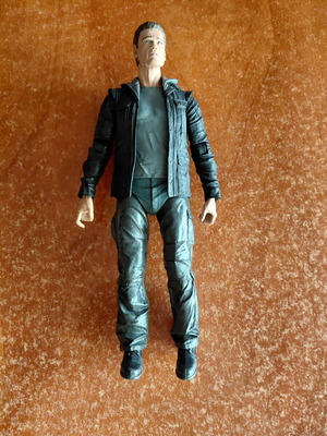 Terminator Arnold Schwarzenegger figure new