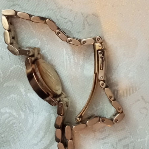 Marc Jacobs Mini Amy ladies watch used, white dial stainless steel rose gold bronze tone MBM 3227
